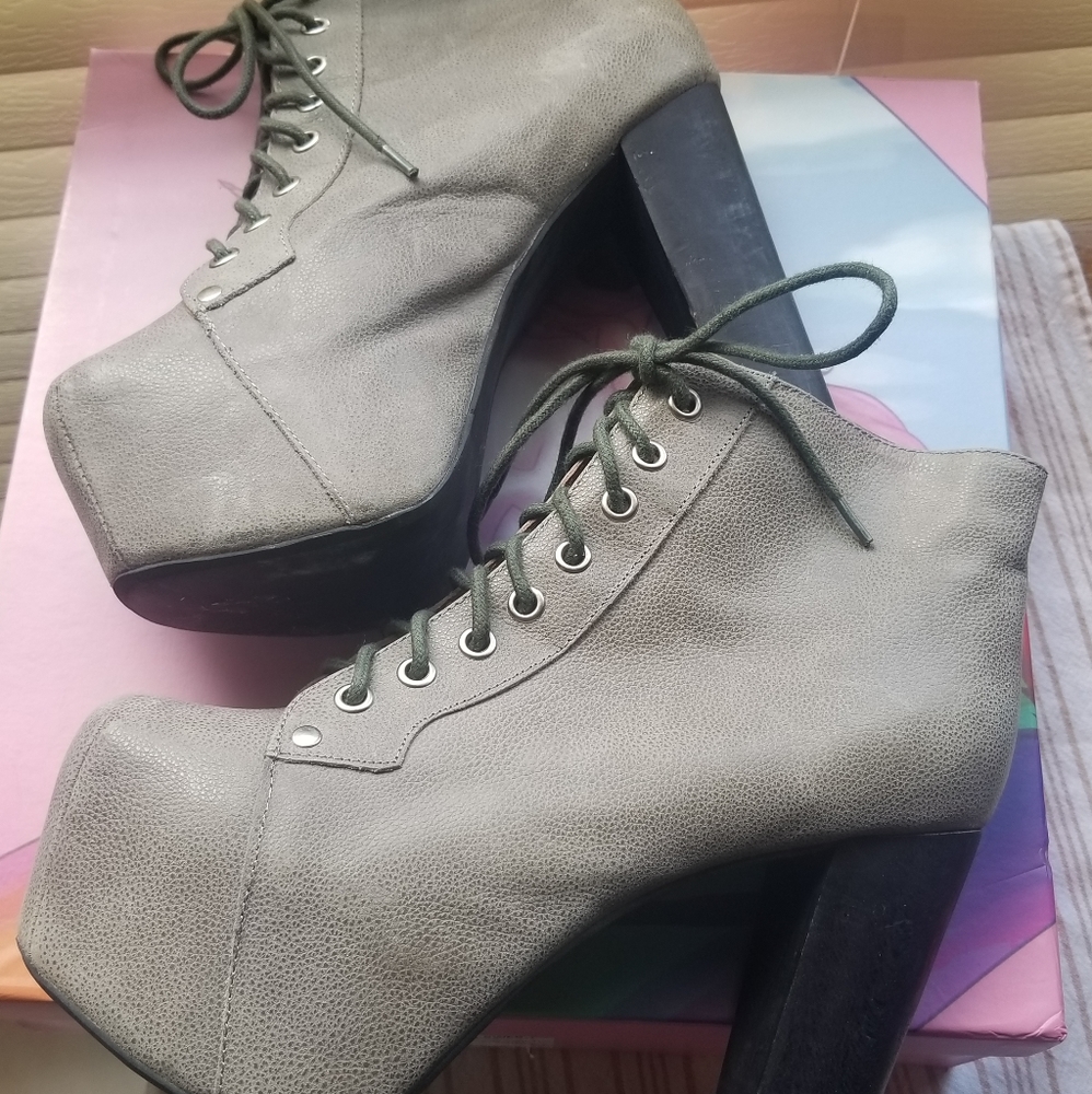 Booties - Picture 5 of 6